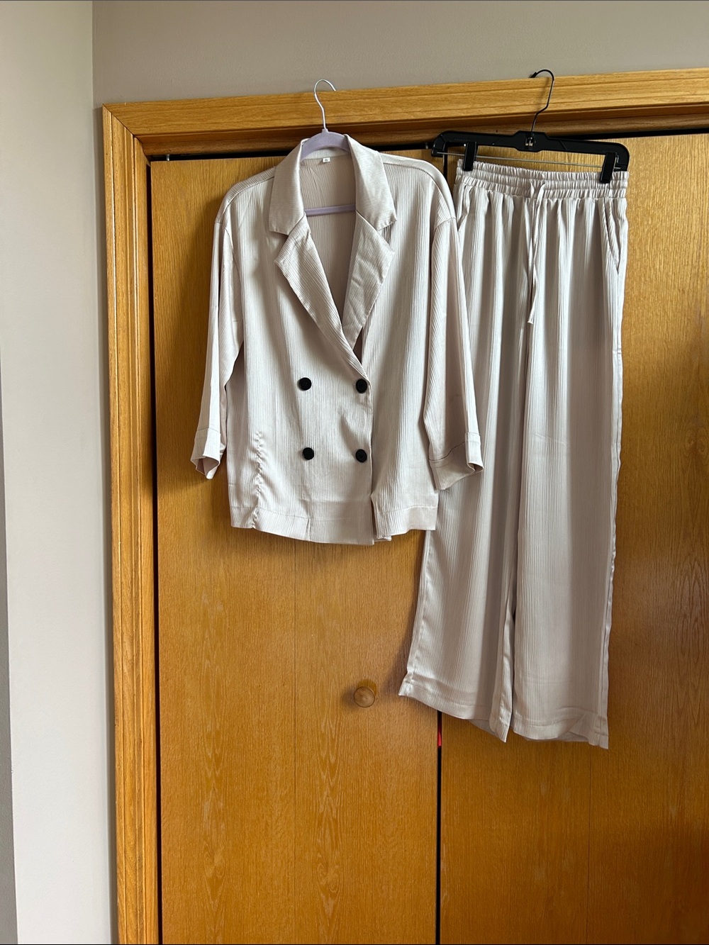 Light Beige Wide-Leg Pants & Double-Breasted Jacket Set